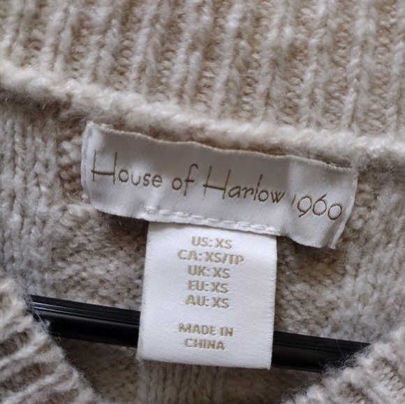 House of Harlowe Knit Sweater XS - Picture 3 of 3
